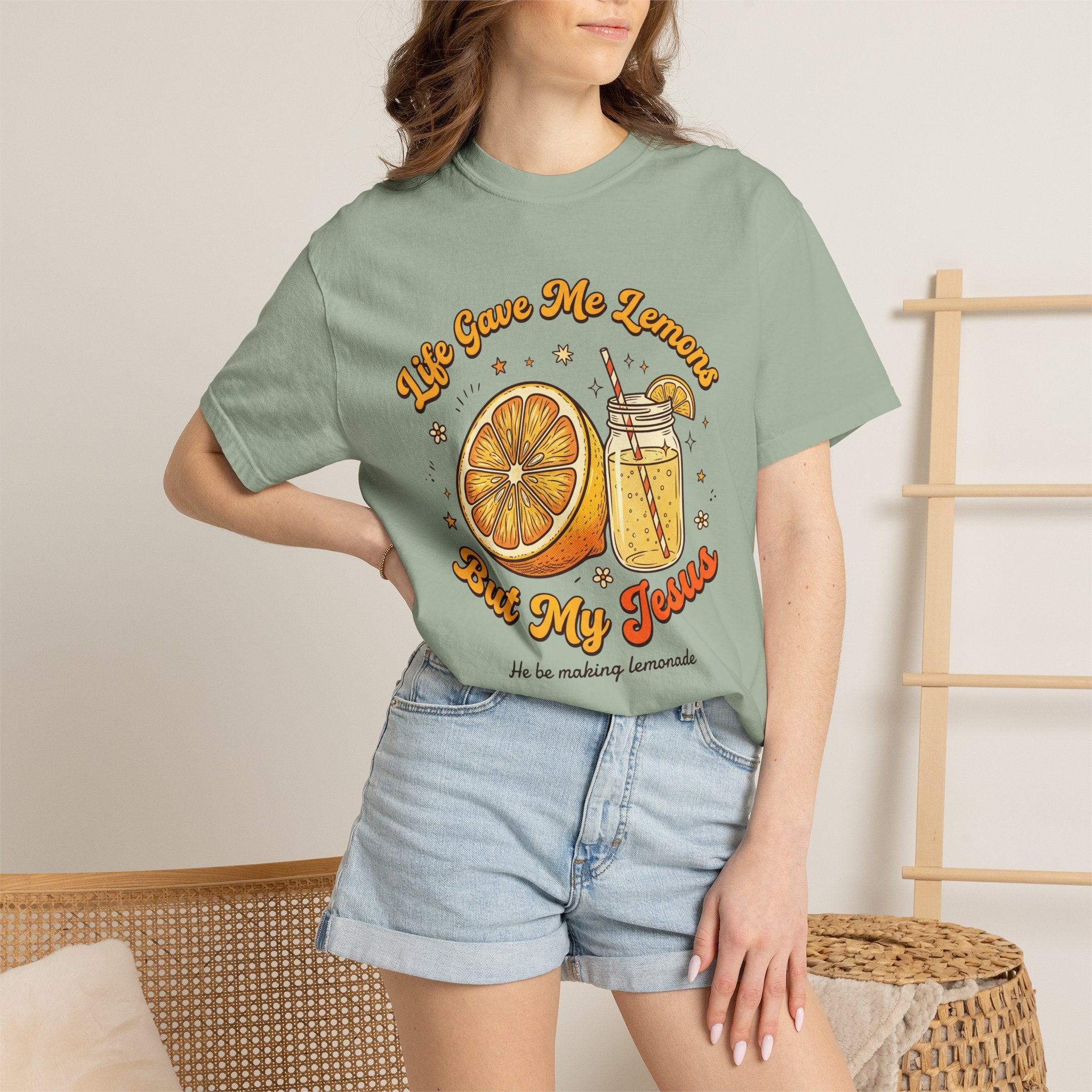 Life Gave Me Lemons, But My Jesus Be Making Lemonade Christian Graphic T-Shirt