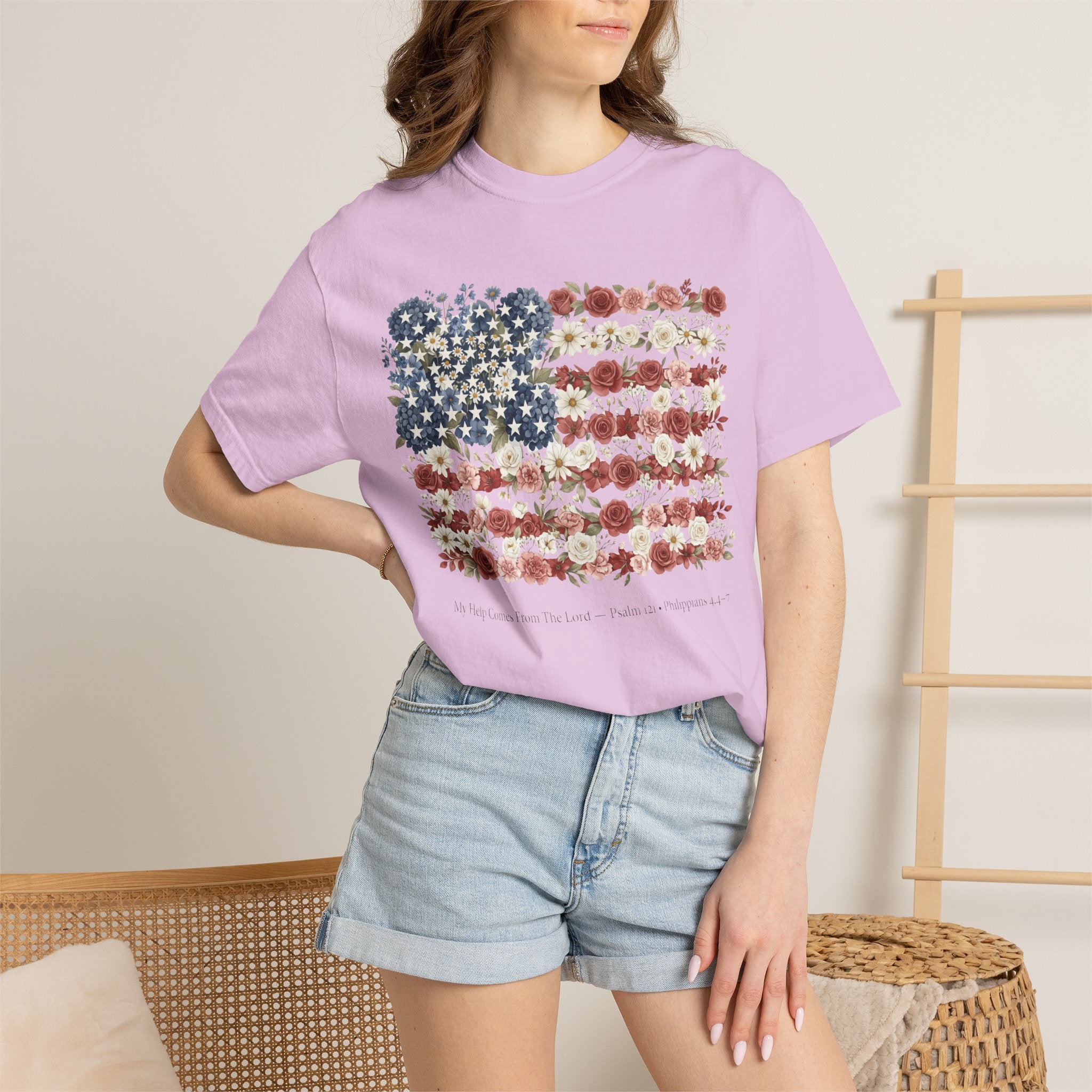 Floral American Flag  Vintage Patriotic T-Shirt