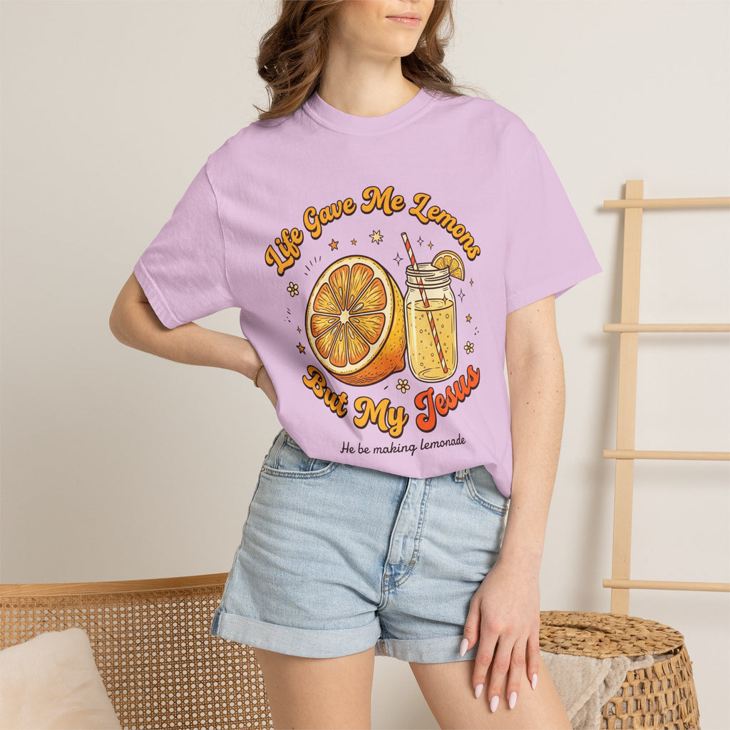 Life Gave Me Lemons, But My Jesus Be Making Lemonade Christian Graphic T-Shirt