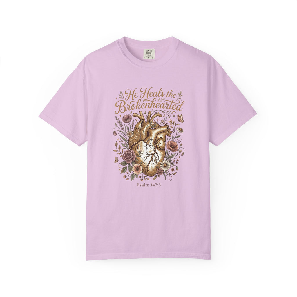 He Heals the Brokenhearted (Psalm 34:18) T-Shirt